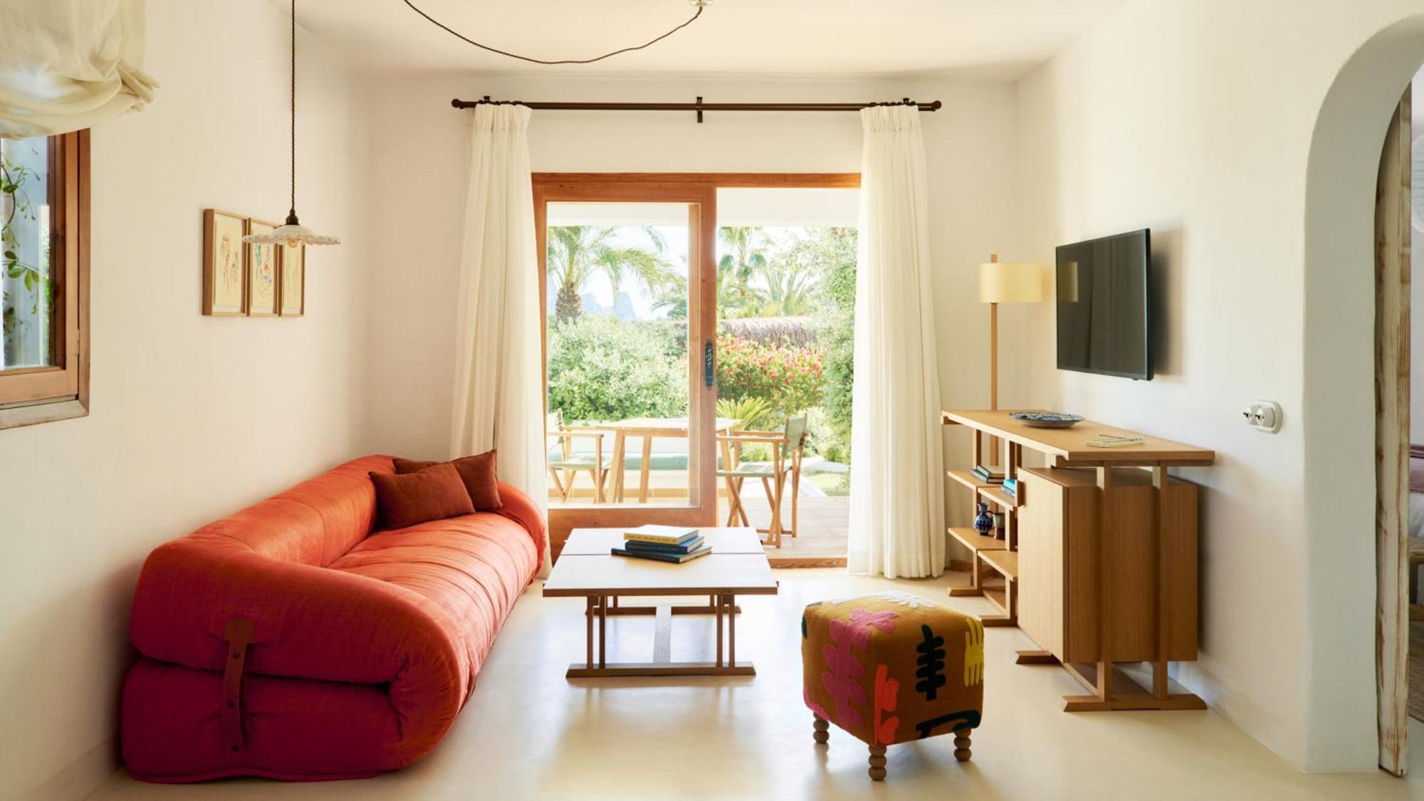 Hibiscus Suite